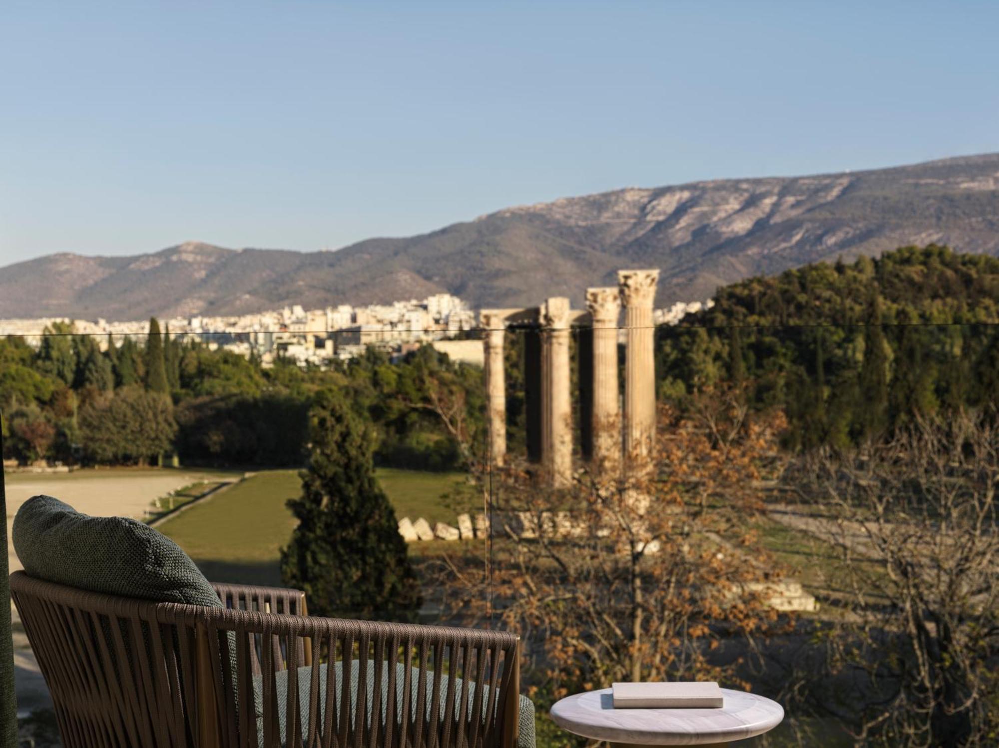 Anthology Of Athens, The Leading Of The World אתונה